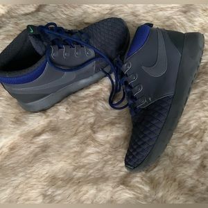 Pre-loved, but still in good condition